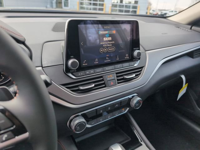 New 2025 Nissan Altima 2.5 SR image 22
