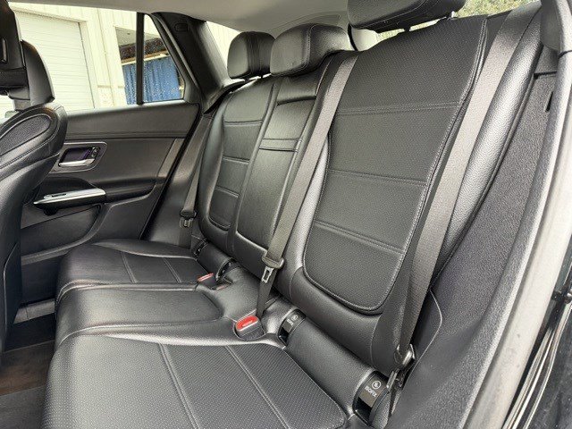 Used 2025 Mercedes-Benz GLC 350e 4MATIC image 20