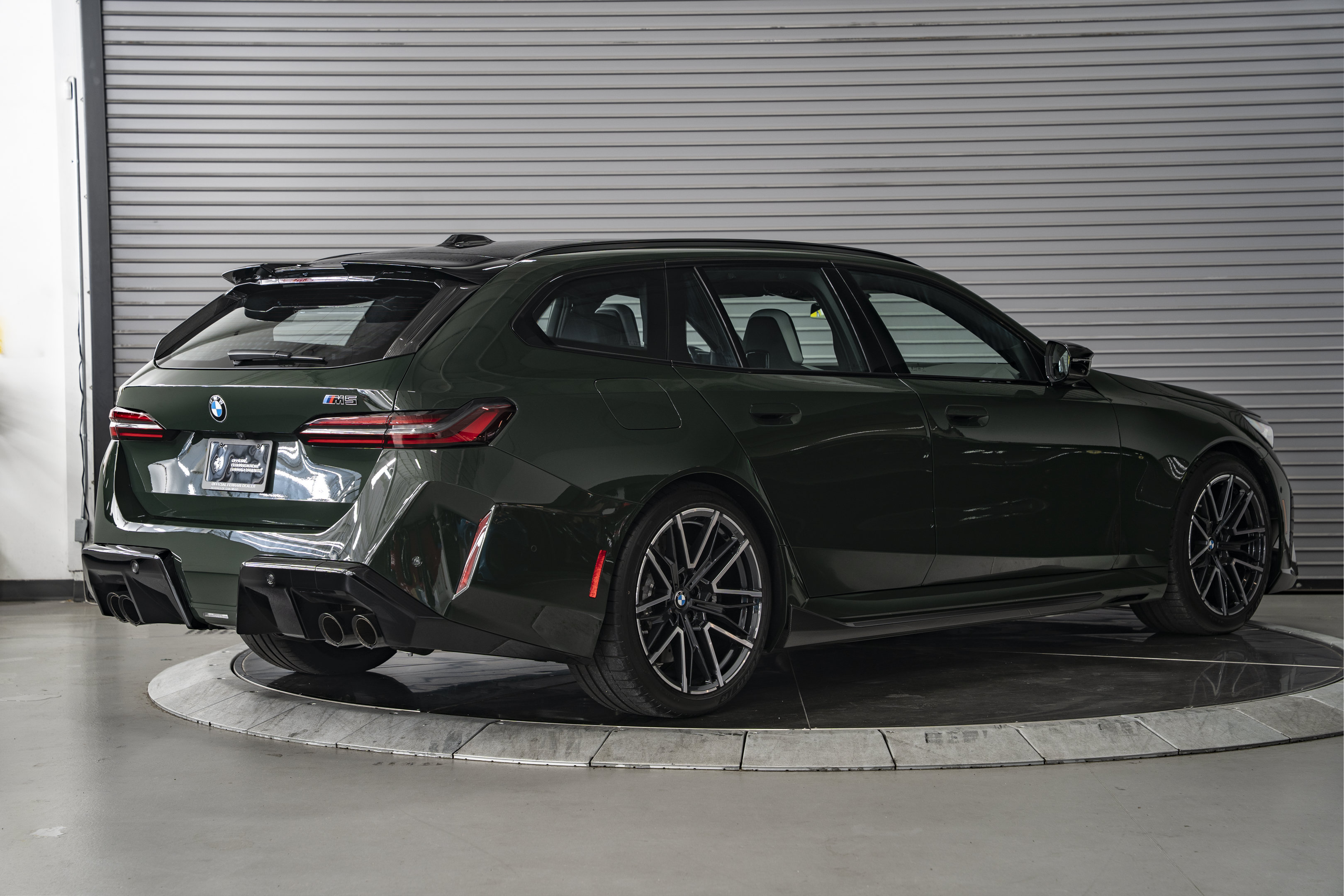 Used 2026 BMW M5 Touring w/ Executive Package AWD/4WD image 5