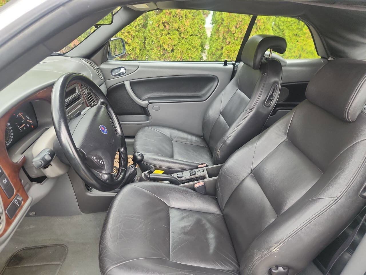 Used 2003 Saab 9-3 SE image 10