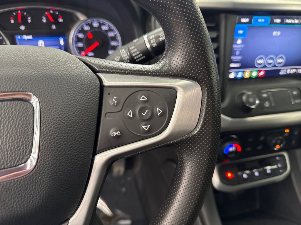Used 2021 GMC Acadia SLE w/ Driver Convenience Package image 26