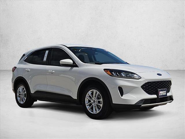 Used 2020 Ford Escape SE FWD image 3