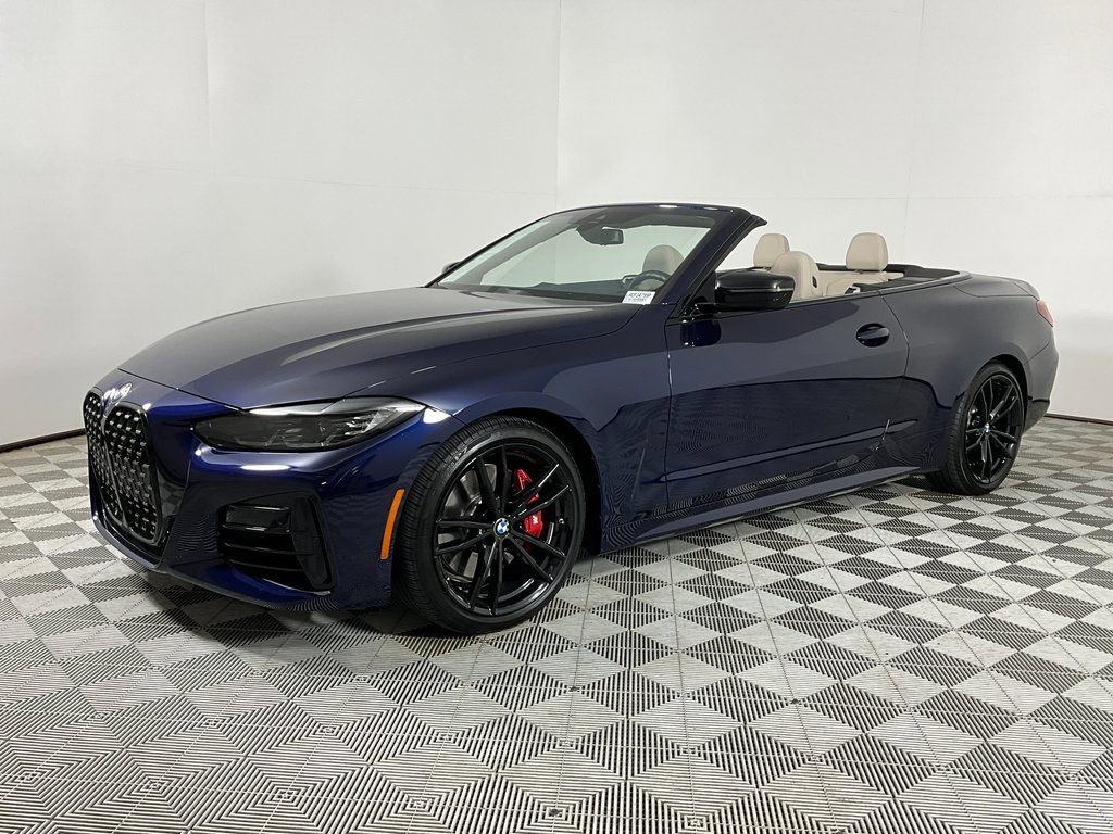 Used 2024 BMW M440i Convertible w/ Premium Package image 2