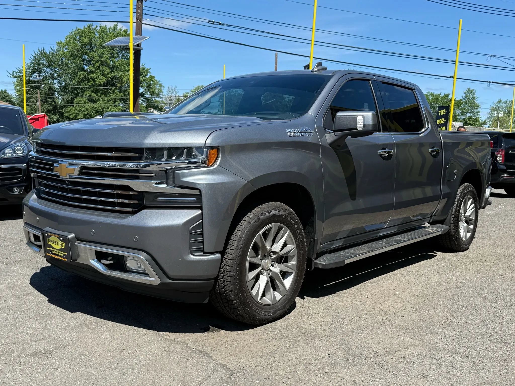 Used 2019 Chevrolet Silverado 1500 High Country w/ Technology Package AWD/4WD image 42