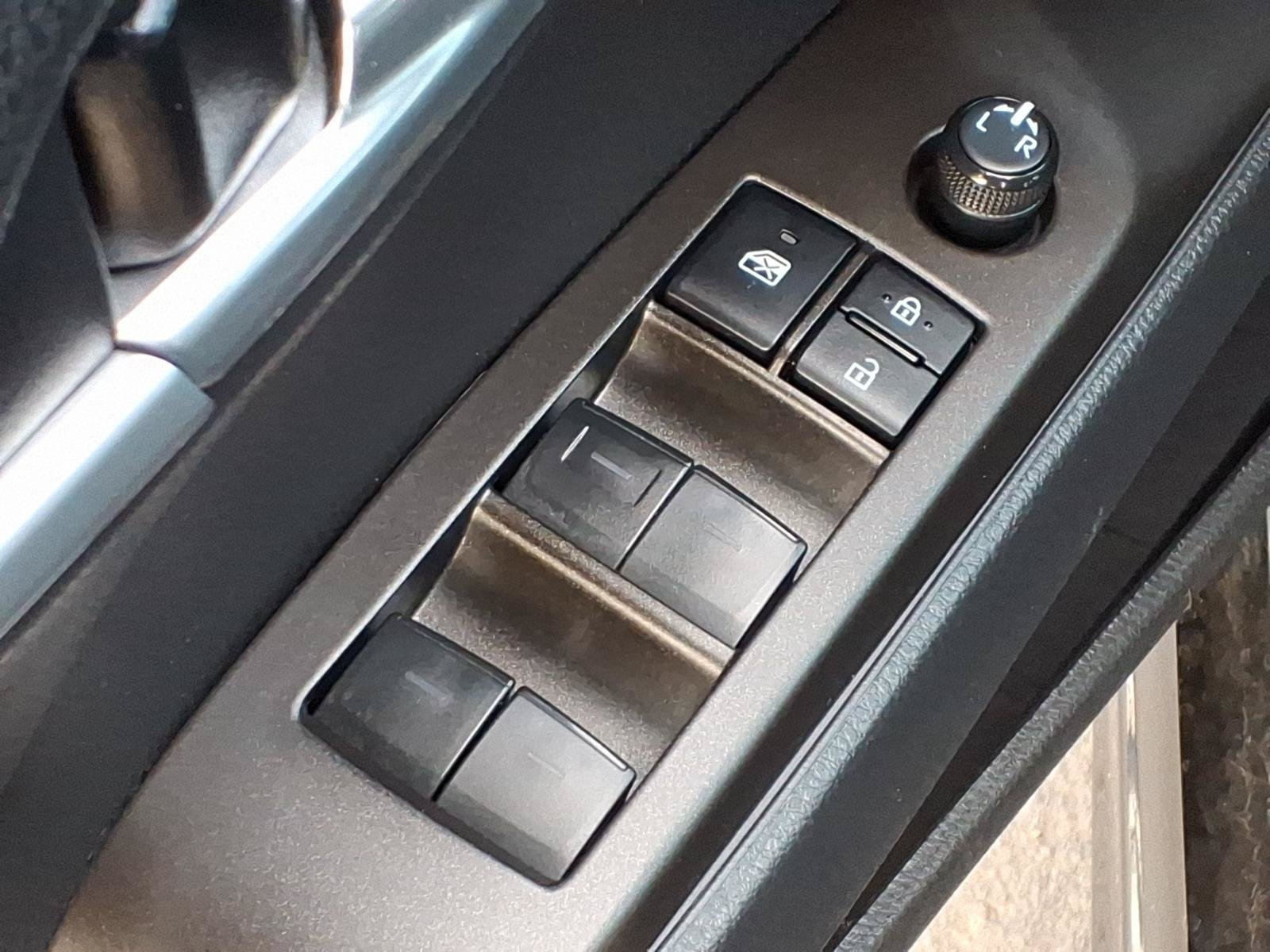 Certified 2023 Toyota Camry SE w/ Convenience Package FWD image 14