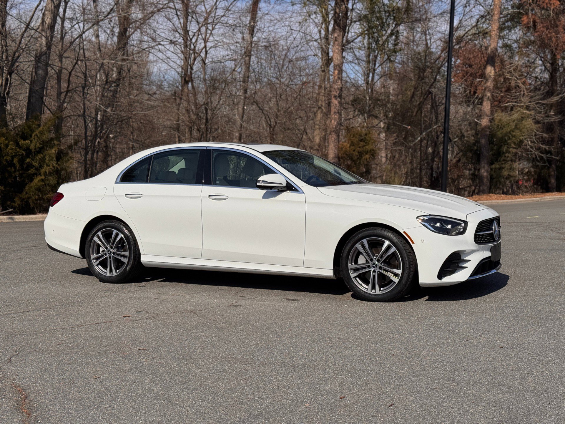 Used 2023 Mercedes-Benz E 350 4MATIC Sedan w/ Premium Package image 15