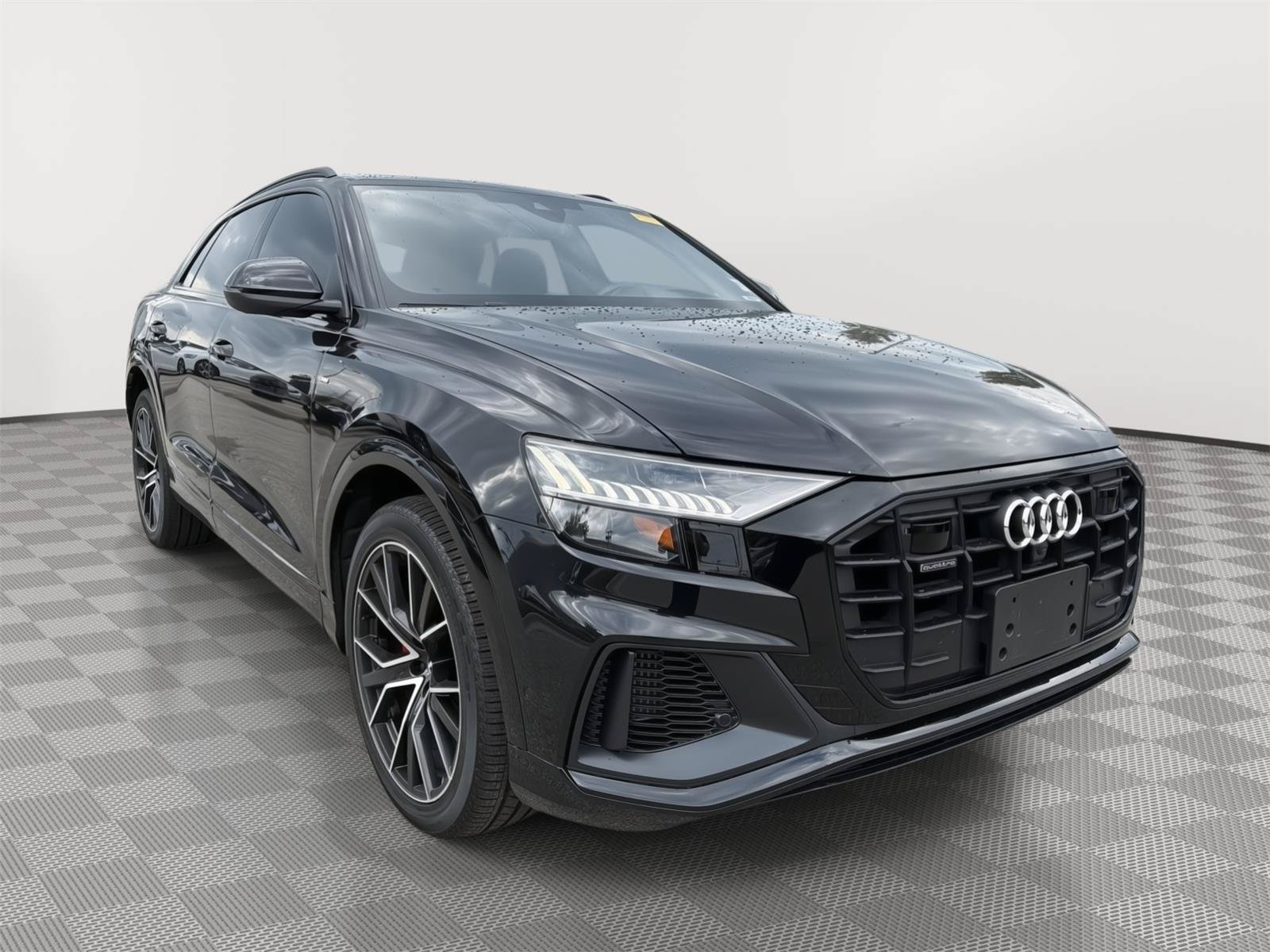 Used 2019 Audi Q8 Prestige w/ Year 1 Package AWD/4WD image 7