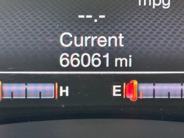 Used 2022 Jeep Renegade Trailhawk w/ Sun/Sound Group AWD/4WD image 16