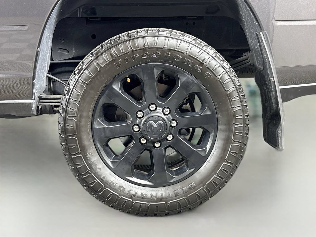 Used 2024 RAM 3500 Laramie AWD/4WD image 34