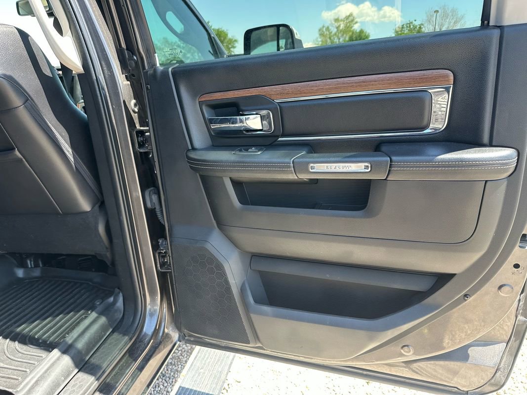Used 2016 RAM 2500 Laramie w/ Sport Appearance Group AWD/4WD image 21