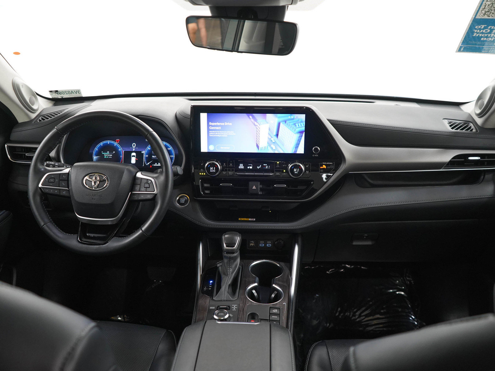 Used 2024 Toyota Highlander Limited AWD/4WD image 14
