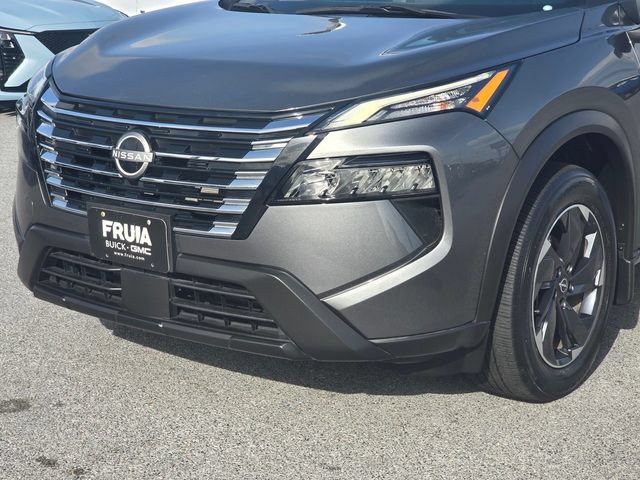 Used 2024 Nissan Rogue SV w/ SV Premium Package FWD image 10