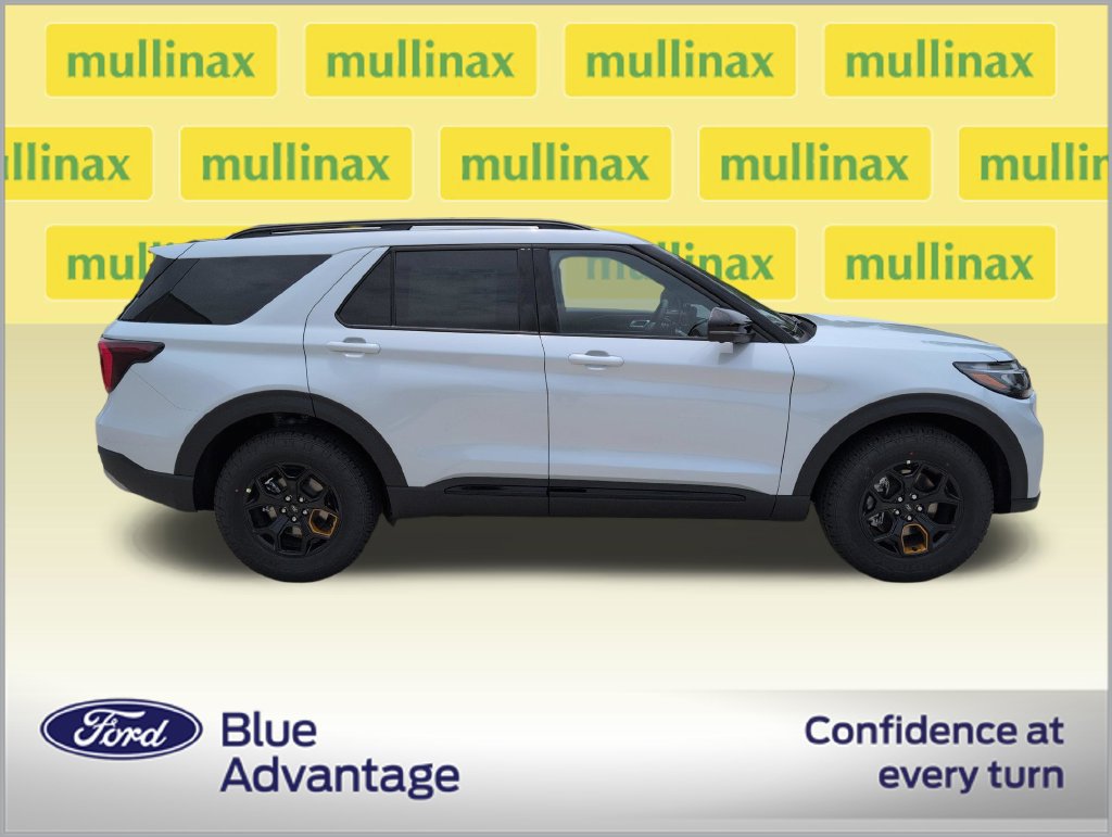 Certified 2026 Ford Explorer Tremor w/ Tremor Ultimate Package AWD/4WD image 2