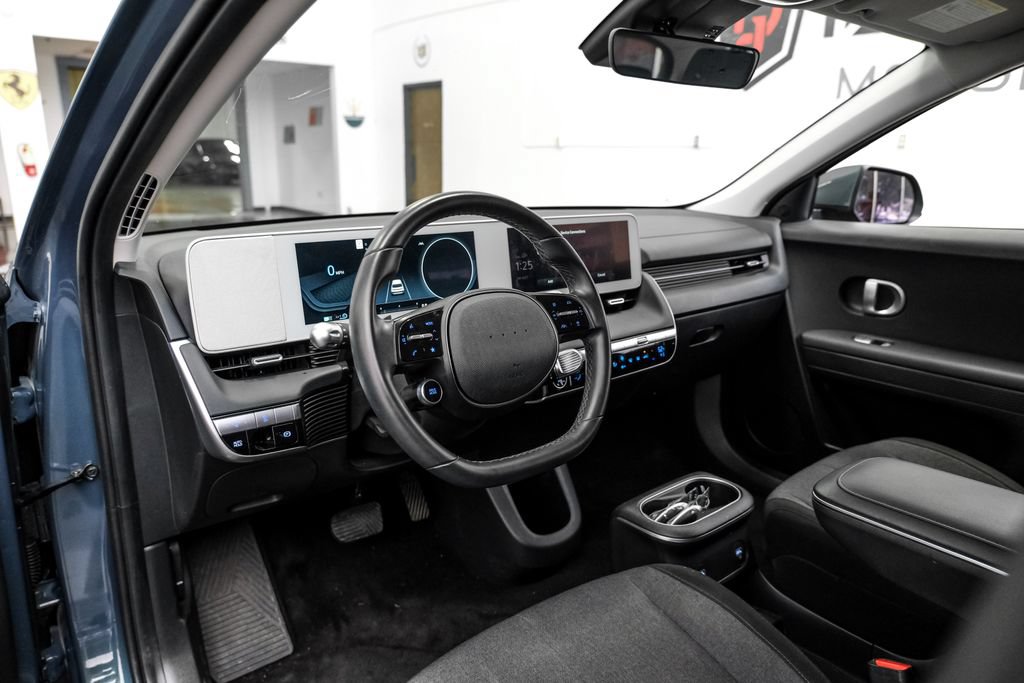 Used 2023 Hyundai Ioniq 5 SE w/ Cargo Package AWD/4WD image 3