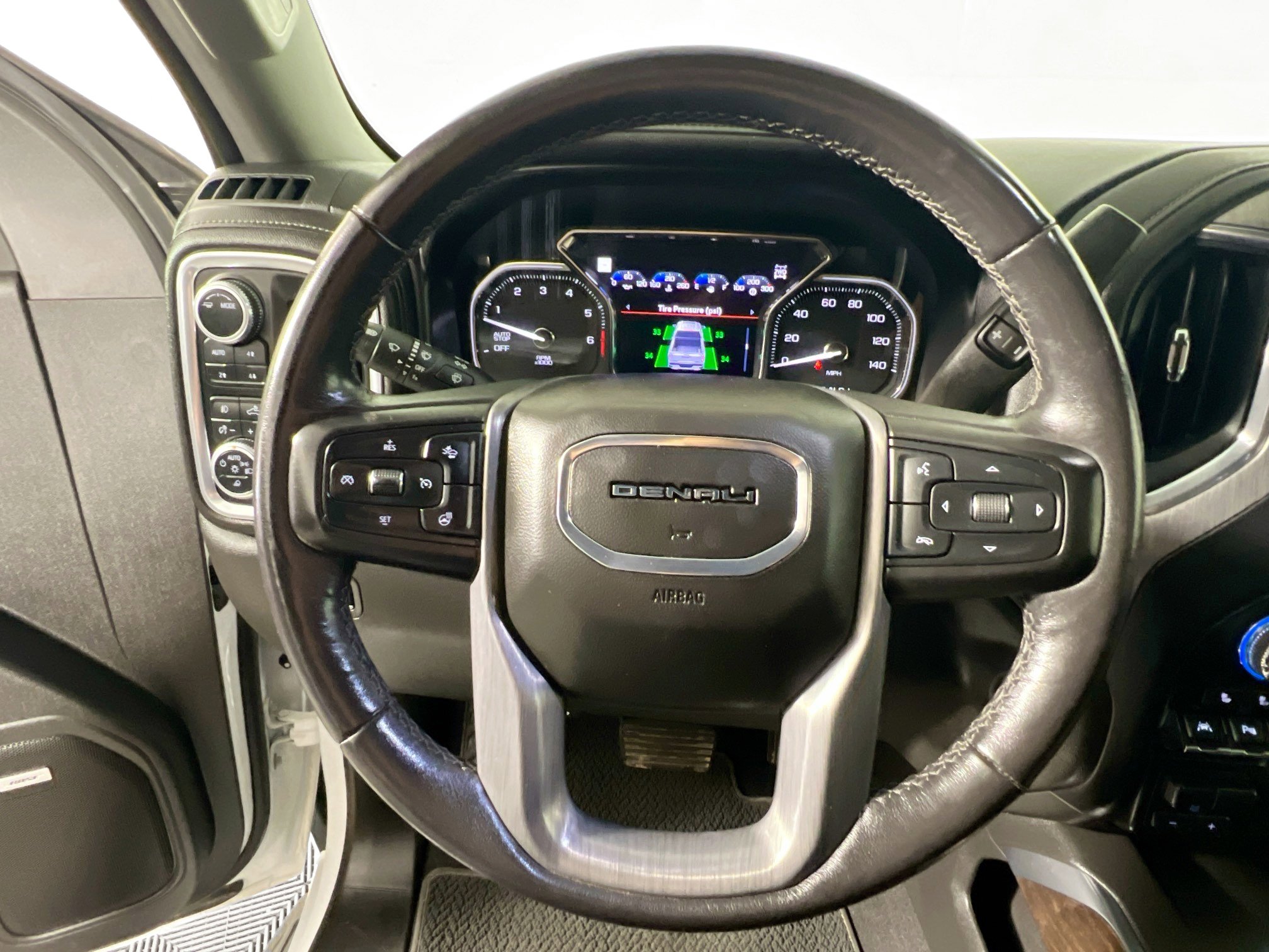 Used 2020 GMC Sierra 1500 Denali w/ Technology Package image 17