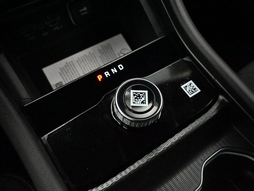 Used 2024 Jeep Grand Cherokee L Laredo w/ Luxury Tech Group I image 37