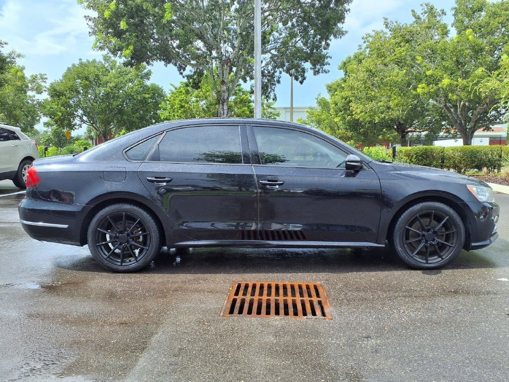 Used 2018 Volkswagen Passat 2.0T S FWD image 9