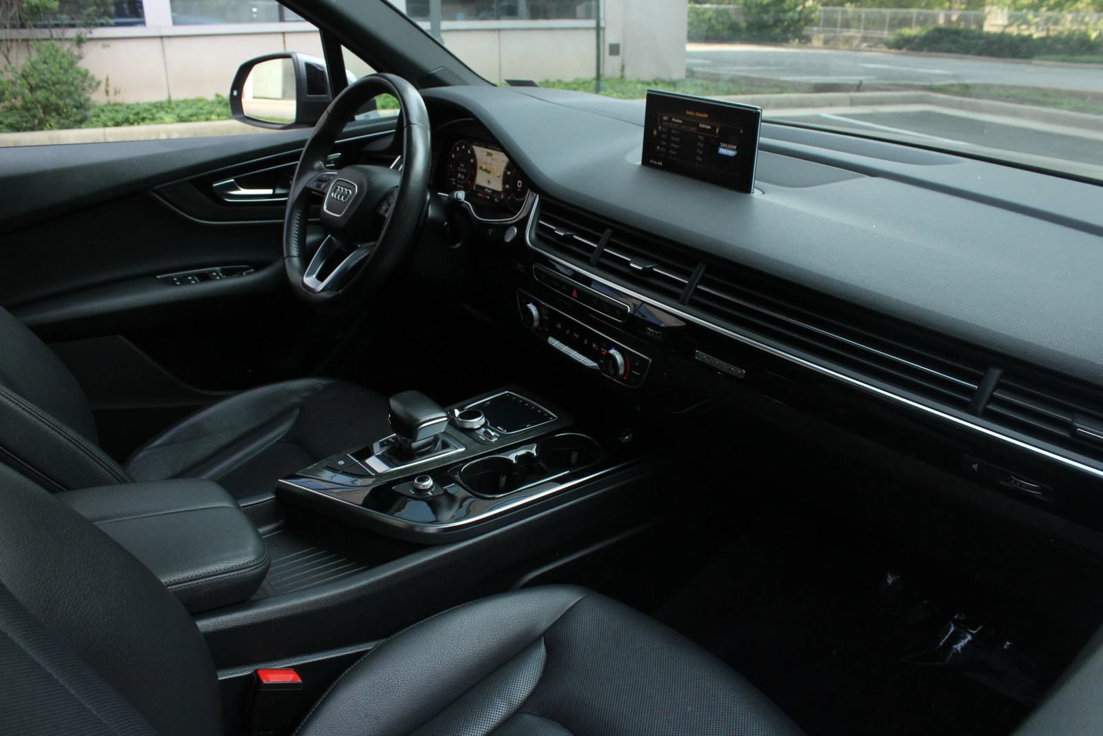 Used 2018 Audi Q7 3.0T Prestige AWD/4WD image 27