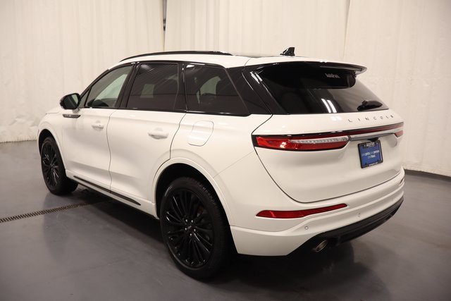 Used 2025 Lincoln Corsair Reserve w/ Equipment Group 202A image 6