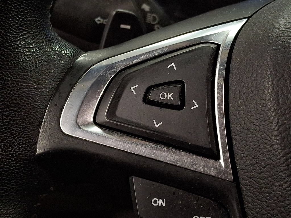 Used 2018 Ford Edge SEL w/ Equipment Group 201A AWD/4WD image 19