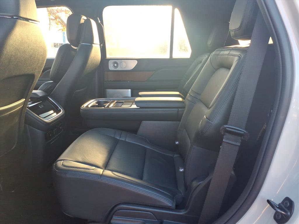 Certified 2023 Lincoln Navigator Reserve image 9
