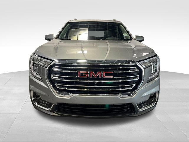 Certified 2023 GMC Terrain SLT w/ Infotainment Package II image 2