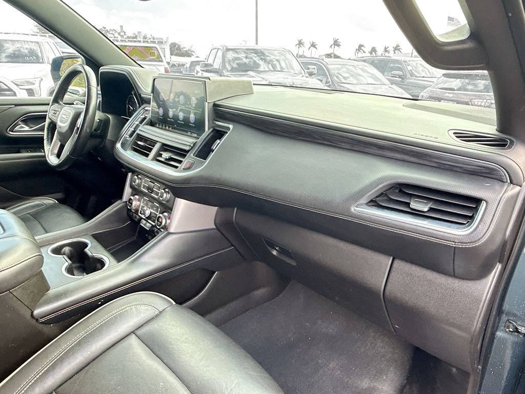 Used 2021 GMC Yukon XL SLT AWD/4WD image 34