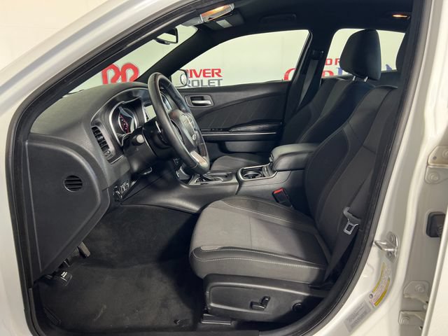 Used 2016 Dodge Charger R/T RWD image 9