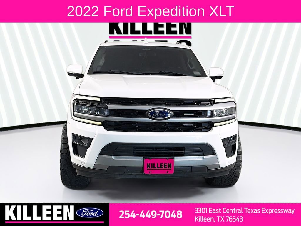 Used 2022 Ford Expedition XLT image 2