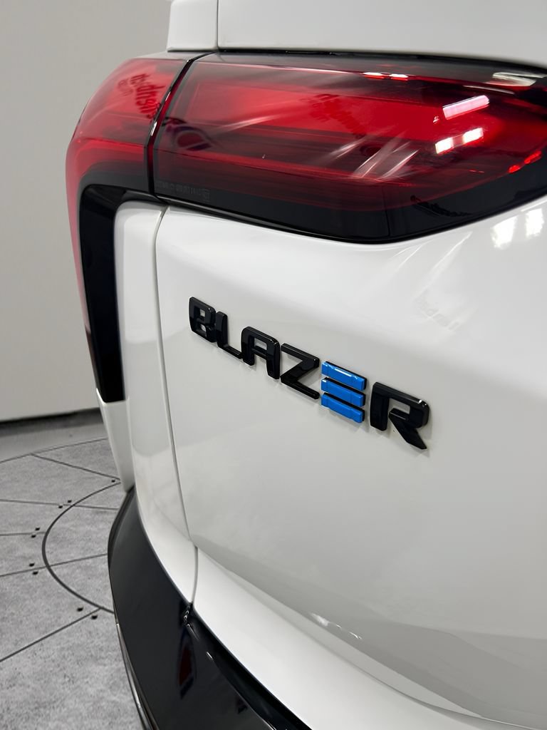 Certified 2024 Chevrolet Blazer EV RS AWD/4WD image 20
