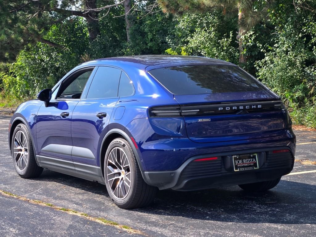Certified 2025 Porsche Macan Electric image 3