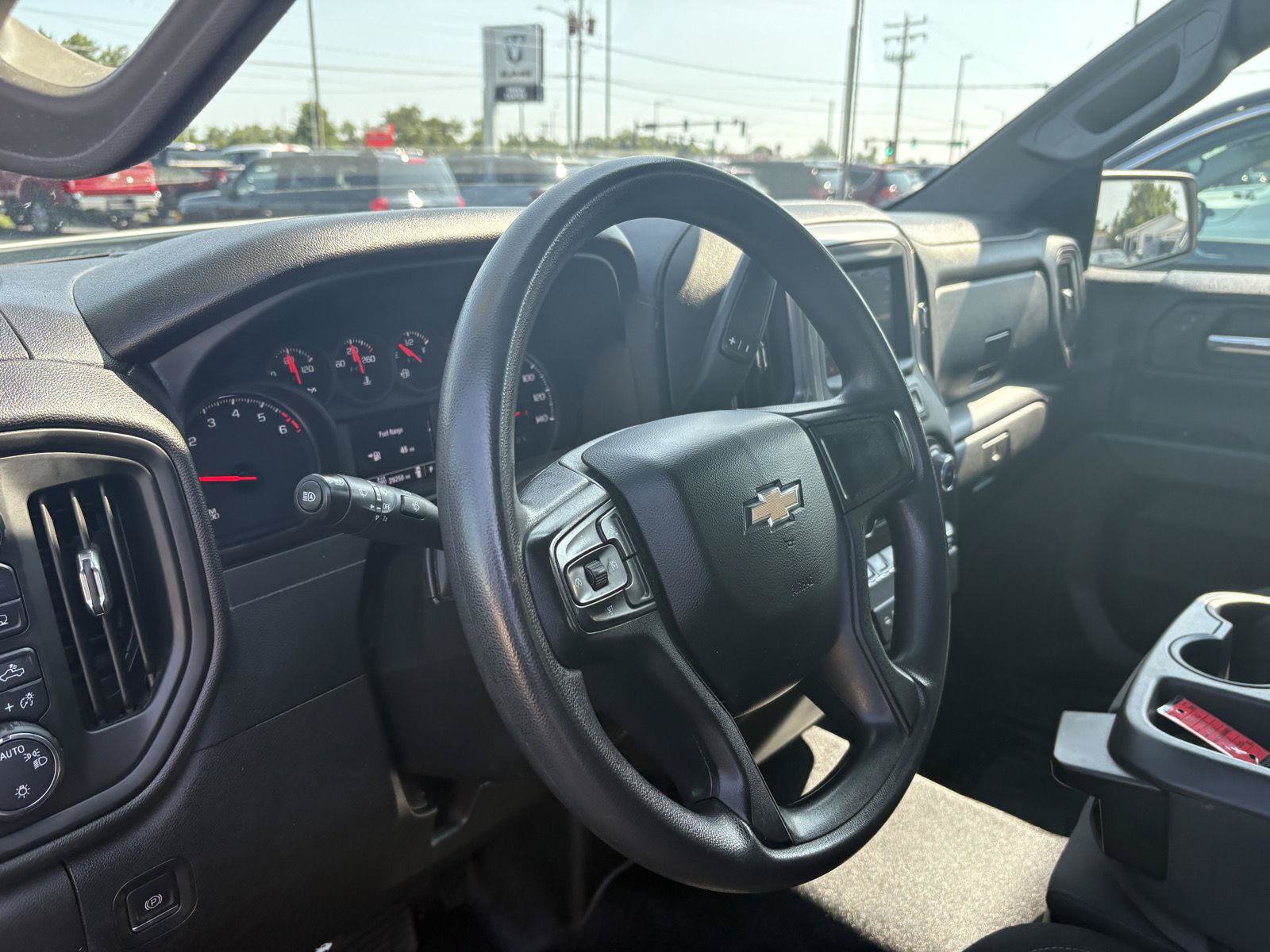 Used 2023 Chevrolet Silverado 1500 W/T w/ WT Safety Package AWD/4WD image 5