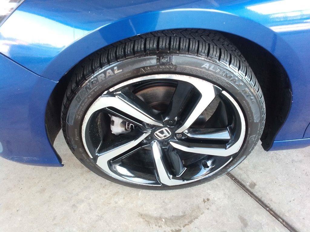Used 2018 Honda Accord Sport image 24