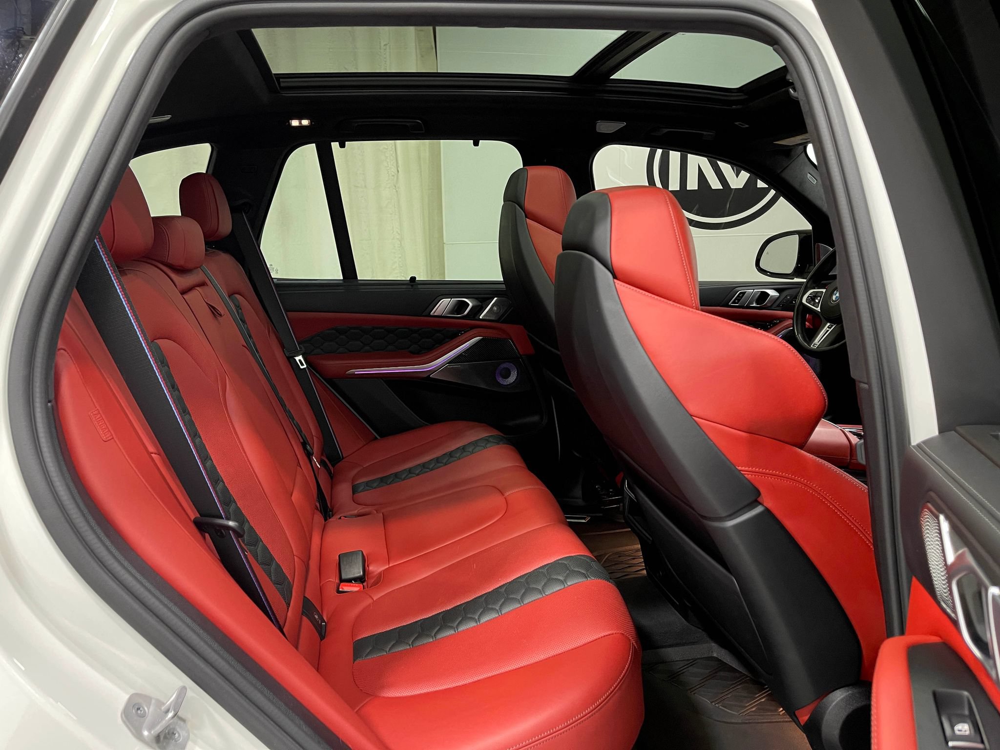 Used 2021 BMW X5 M w/ Competition Package AWD/4WD image 31