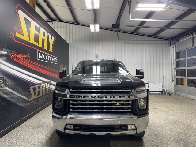 Used 2020 Chevrolet Silverado 2500 LTZ w/ LTZ Premium Package image 18