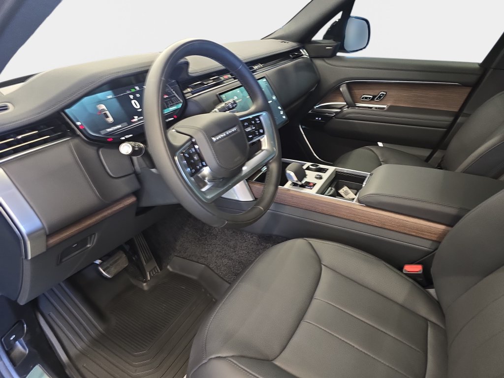 New 2027 Land Rover Range Rover Long Wheelbase SE AWD/4WD image 13