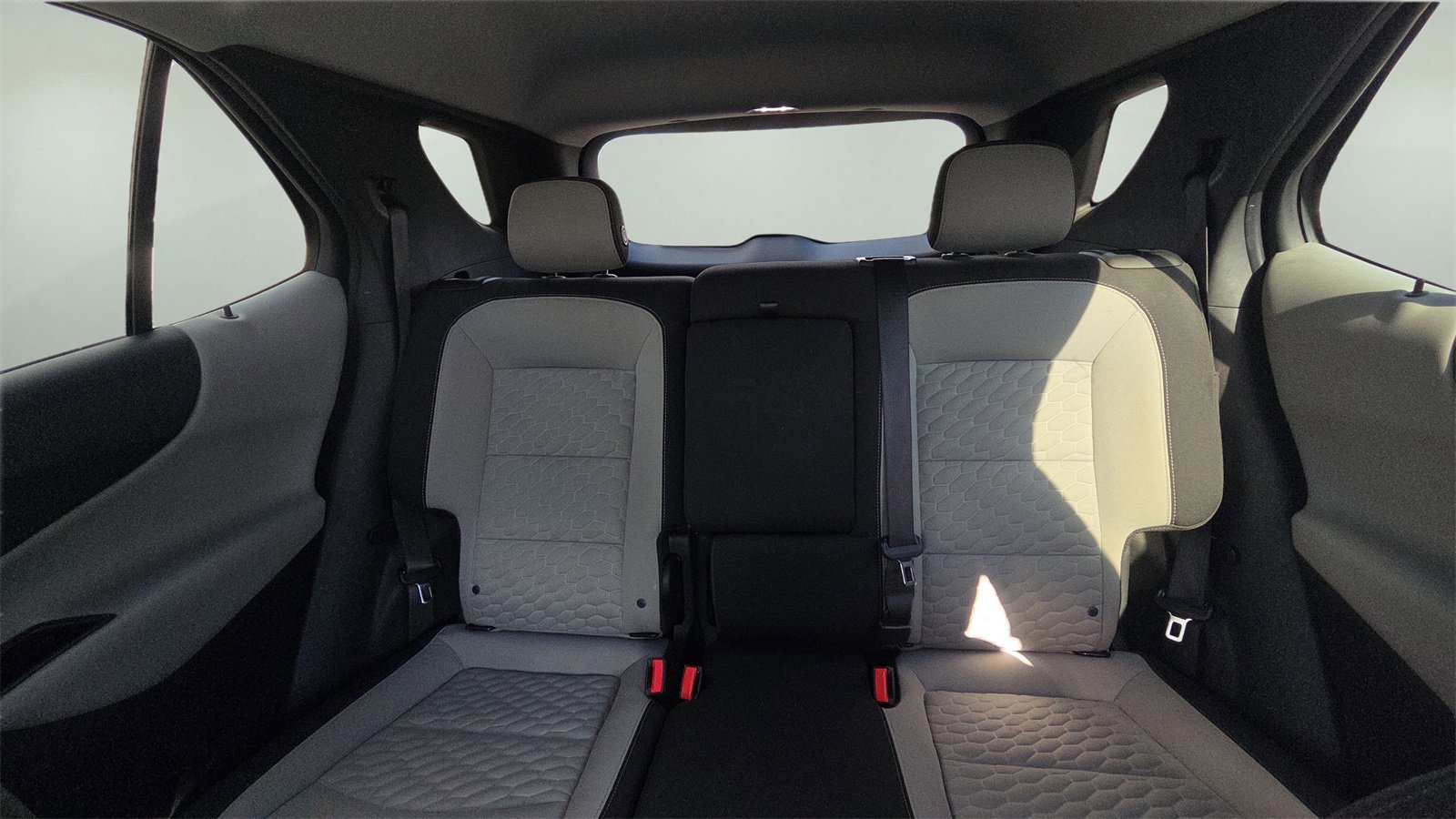 Used 2020 Chevrolet Equinox LT image 15