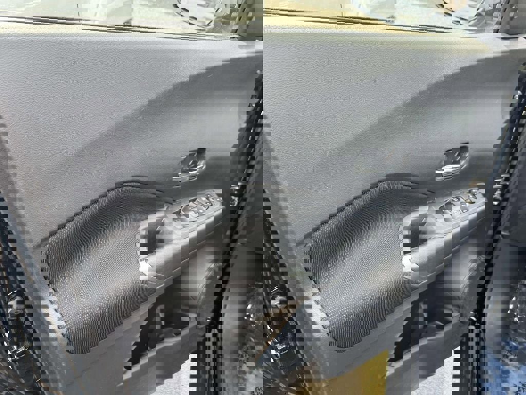 Certified 2024 Nissan Kicks SV image 25