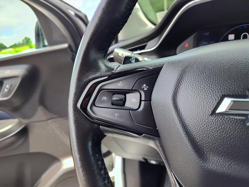 Used 2022 Chevrolet Bolt EUV Premier w/ Sun & Sound Package FWD image 19