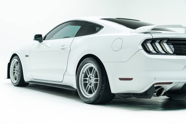 Used 2017 Ford Mustang GT RWD image 19