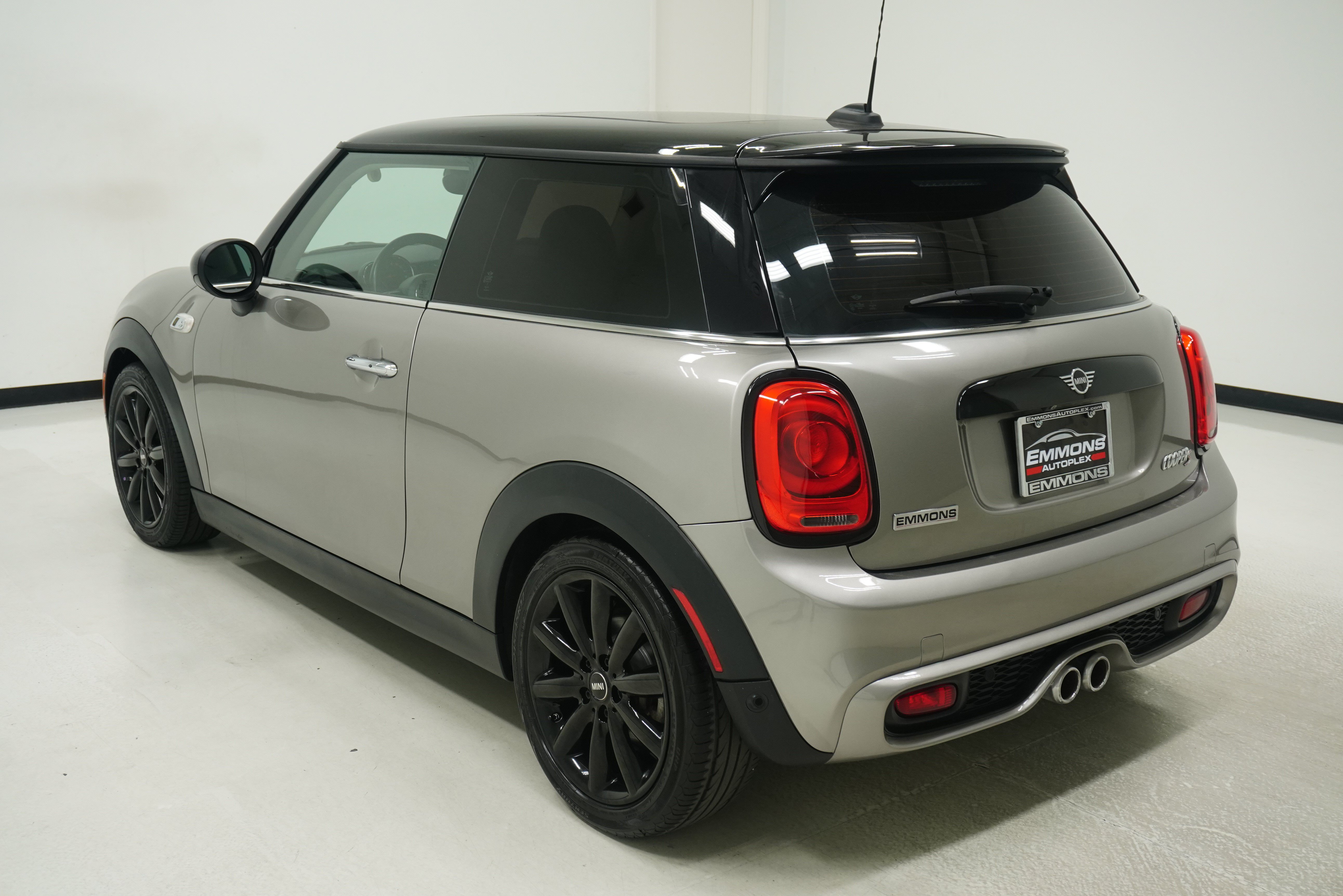 Used 2019 MINI Cooper S FWD image 5
