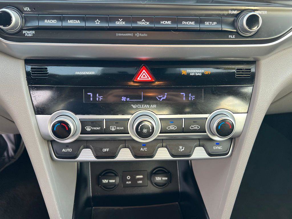 Used 2020 Hyundai Elantra SEL w/ Cargo Package (C1) image 31