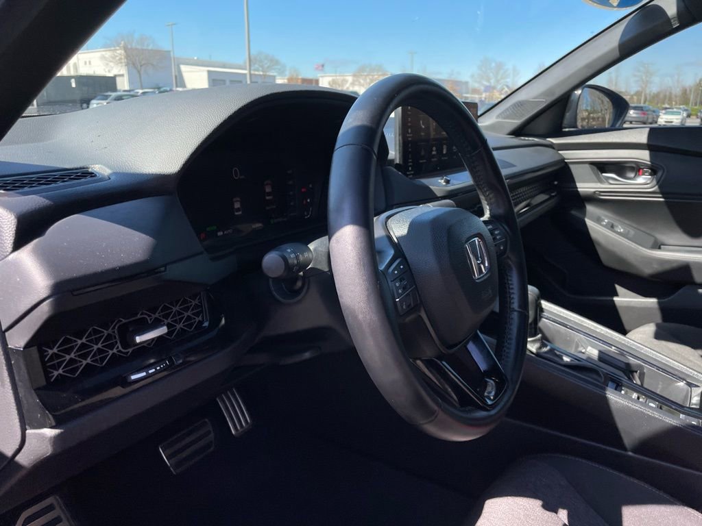 Certified 2025 Honda Accord Sport image 28