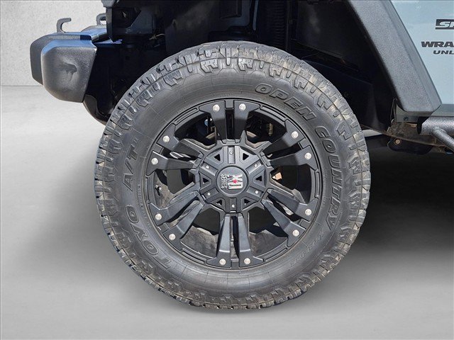 Used 2015 Jeep Wrangler Unlimited Sport w/ Connectivity Group AWD/4WD image 24