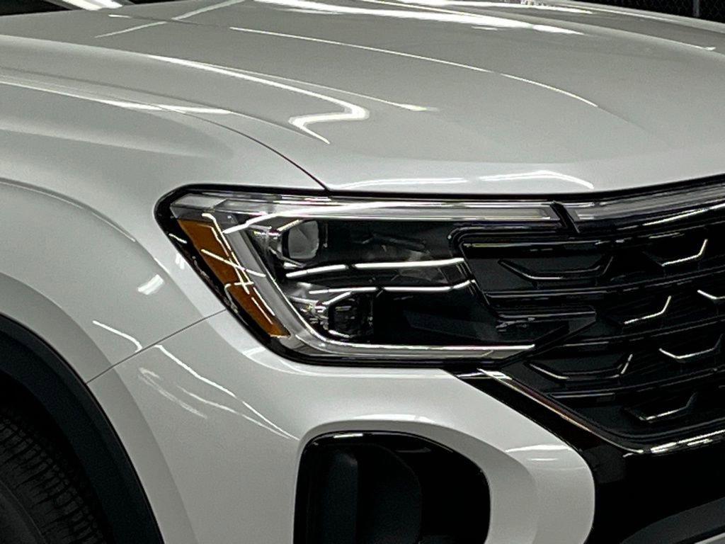 New 2026 Volkswagen Atlas Cross Sport SE AWD/4WD image 41