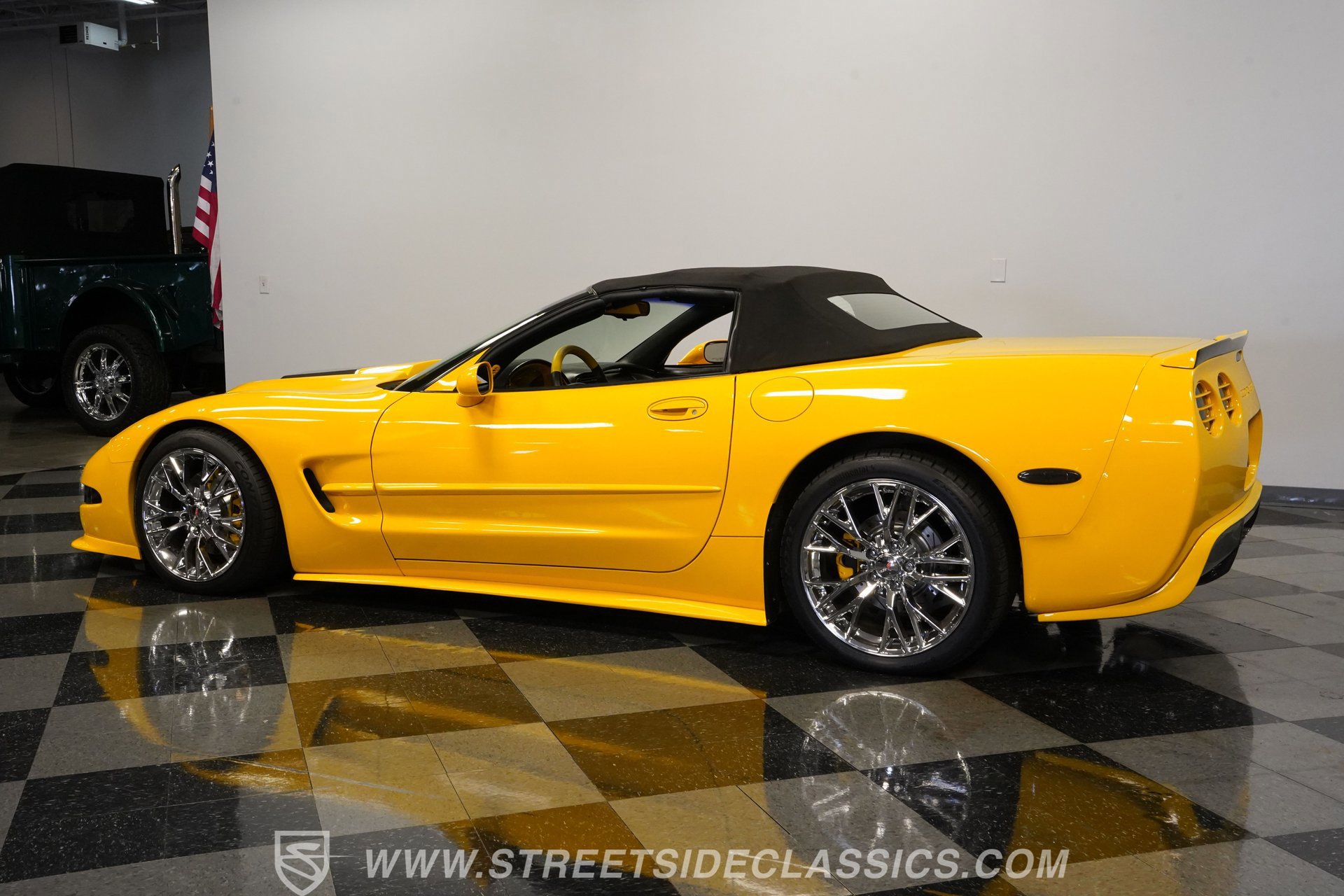 Used 2000 Chevrolet Corvette Convertible w/ Memory Pkg image 8
