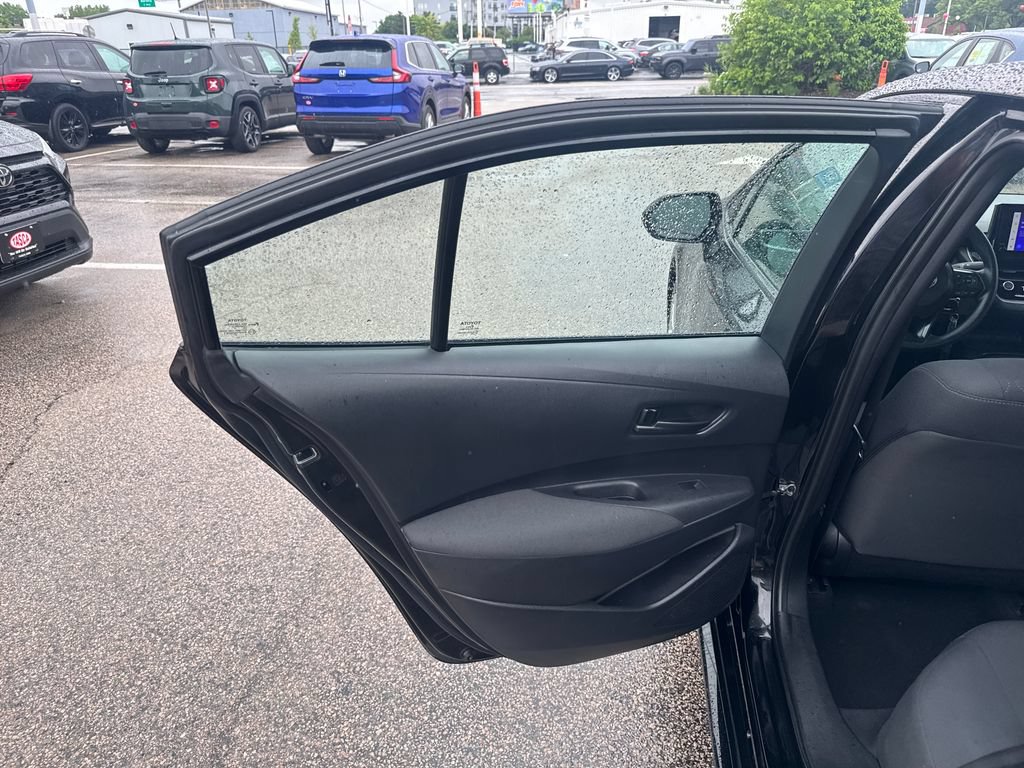 Used 2024 Toyota Corolla LE FWD image 39