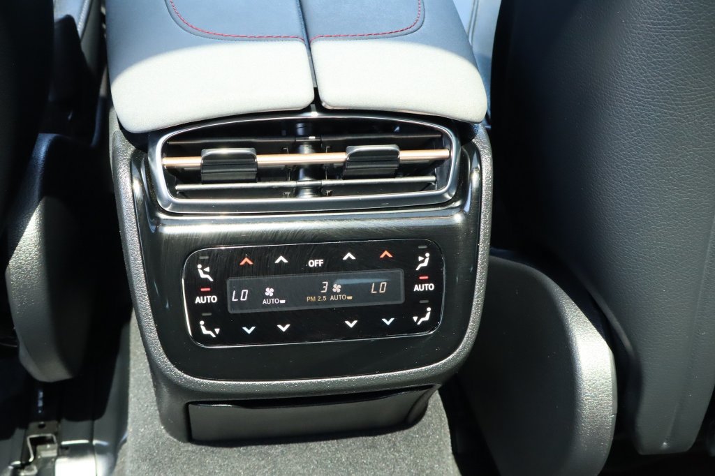 Used 2023 Mercedes-Benz EQS 580 4MATIC Sedan image 25