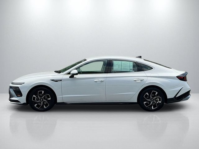Used 2025 Hyundai Sonata SEL FWD image 4