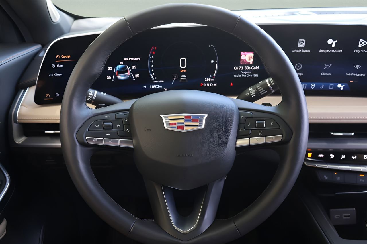 Certified 2024 Cadillac XT4 Premium Luxury image 18